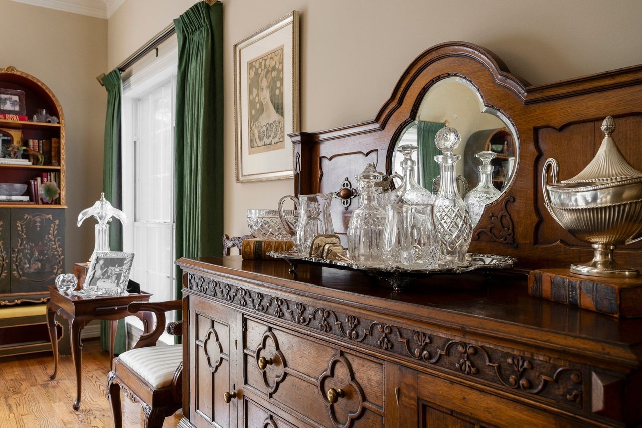 2716 Hillview Green Lane