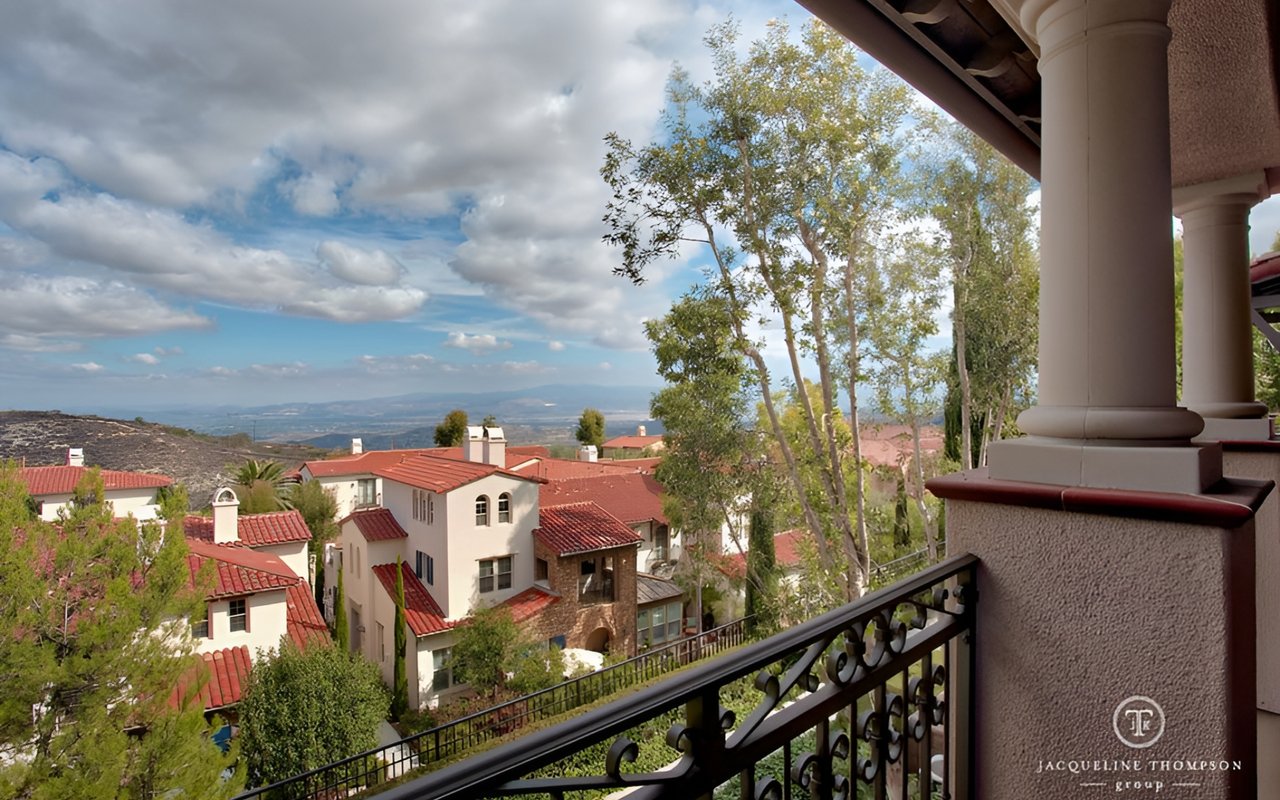 The Jacqueline Thompson Group Recently Listed and Sold A Highly Upgraded Townhome