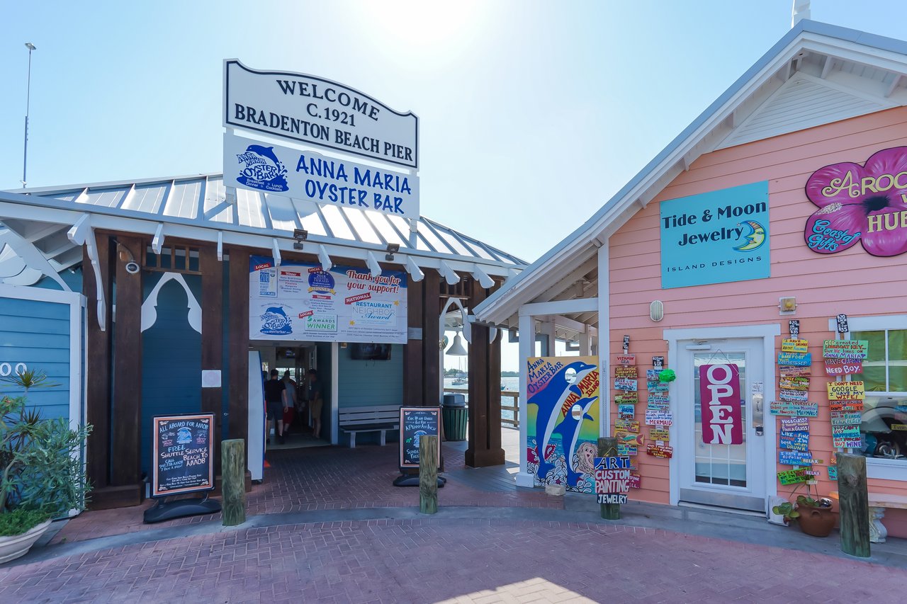 2206 Avenue A, Bradenton Beach, Florida