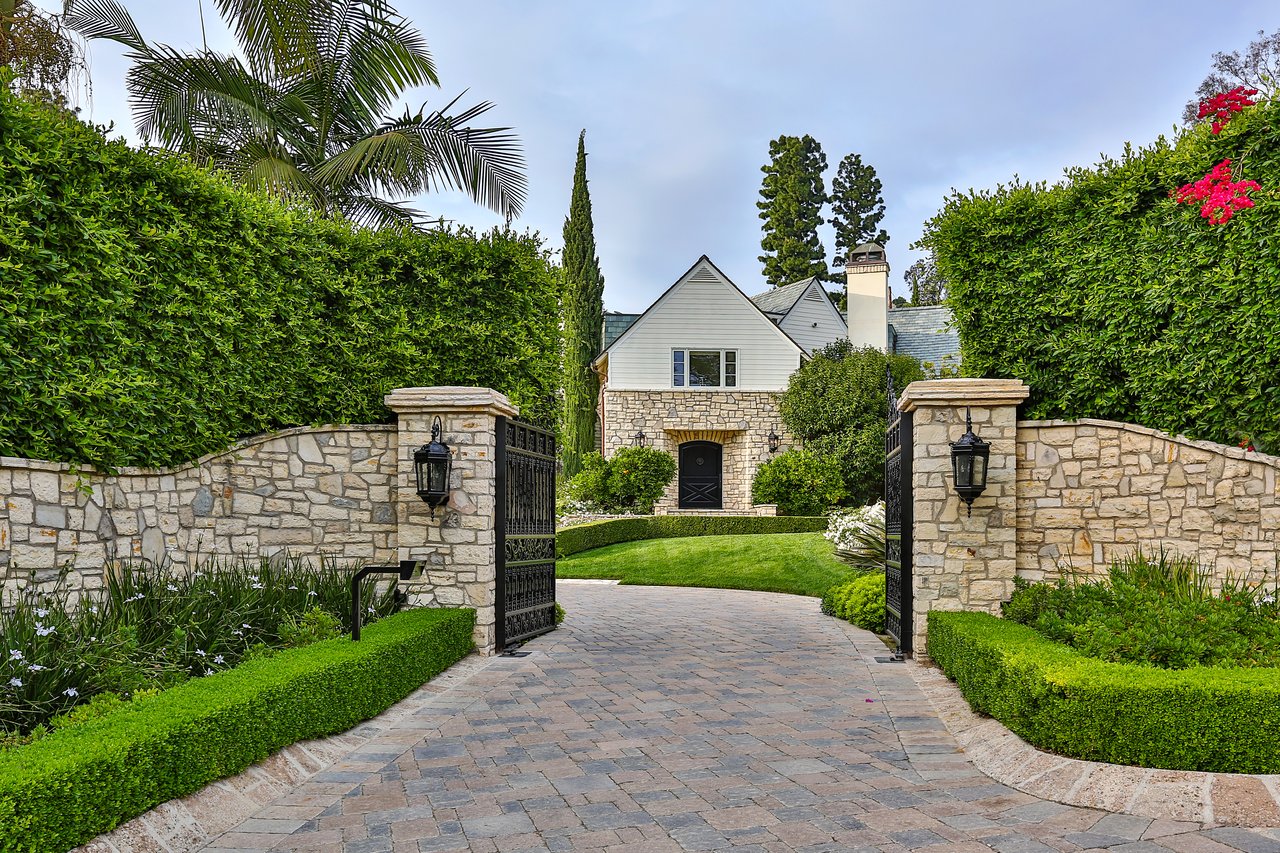 9555 Heather Road, Beverly Hills