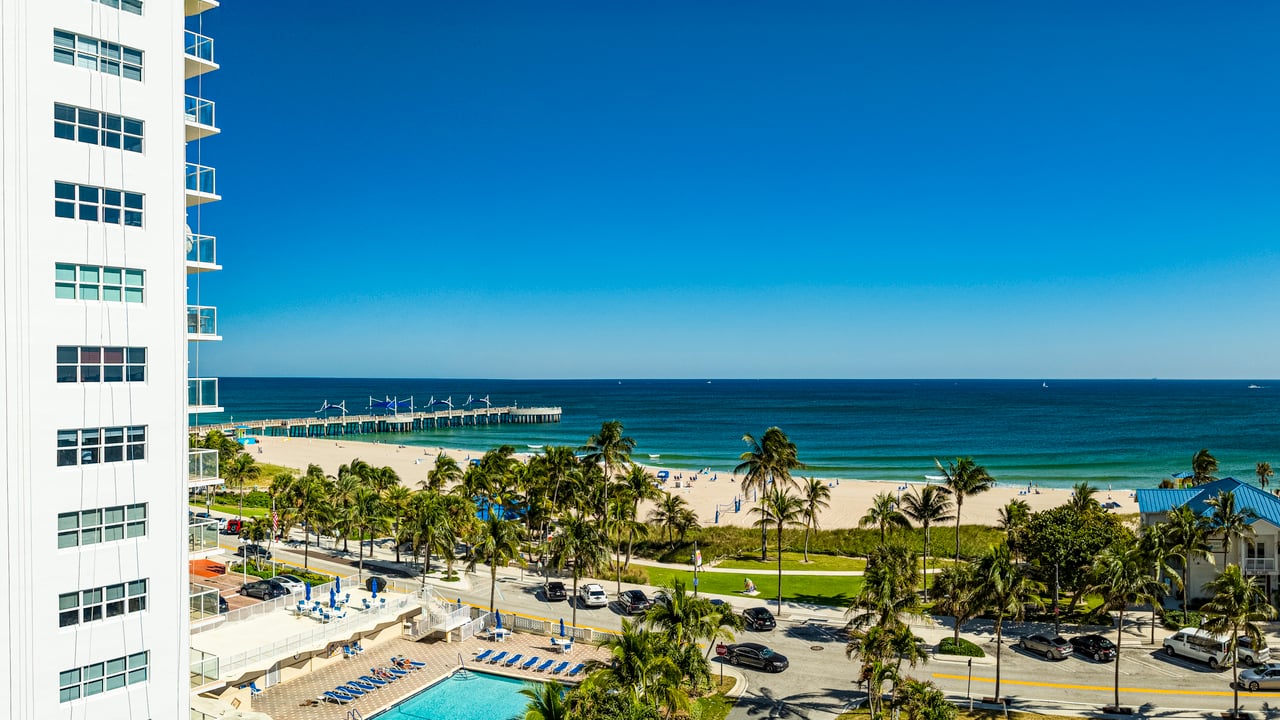 W Pompano Beach Hotel & Residences