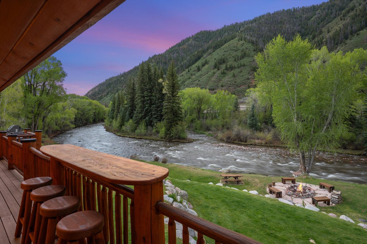 2134 Lower River