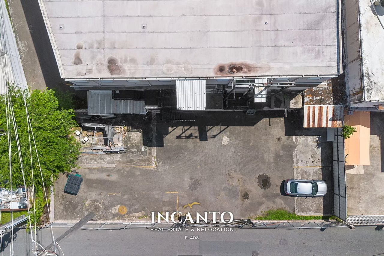 Commercial Building, Las Palmas, San Juan