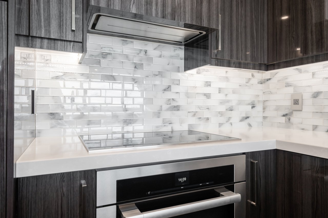 5508 Yonge St PH02