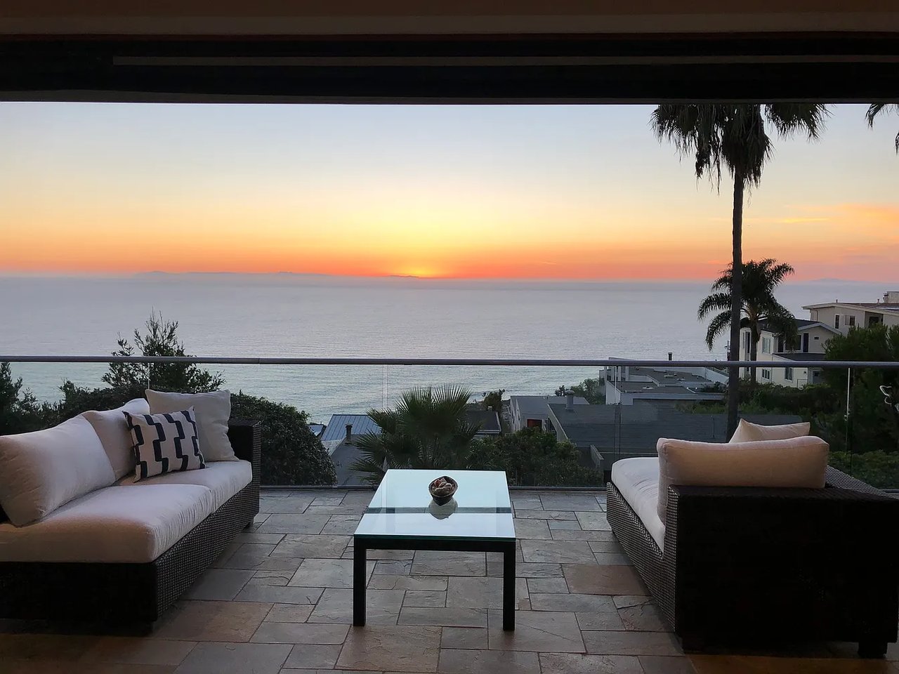 835 La Mirada Street