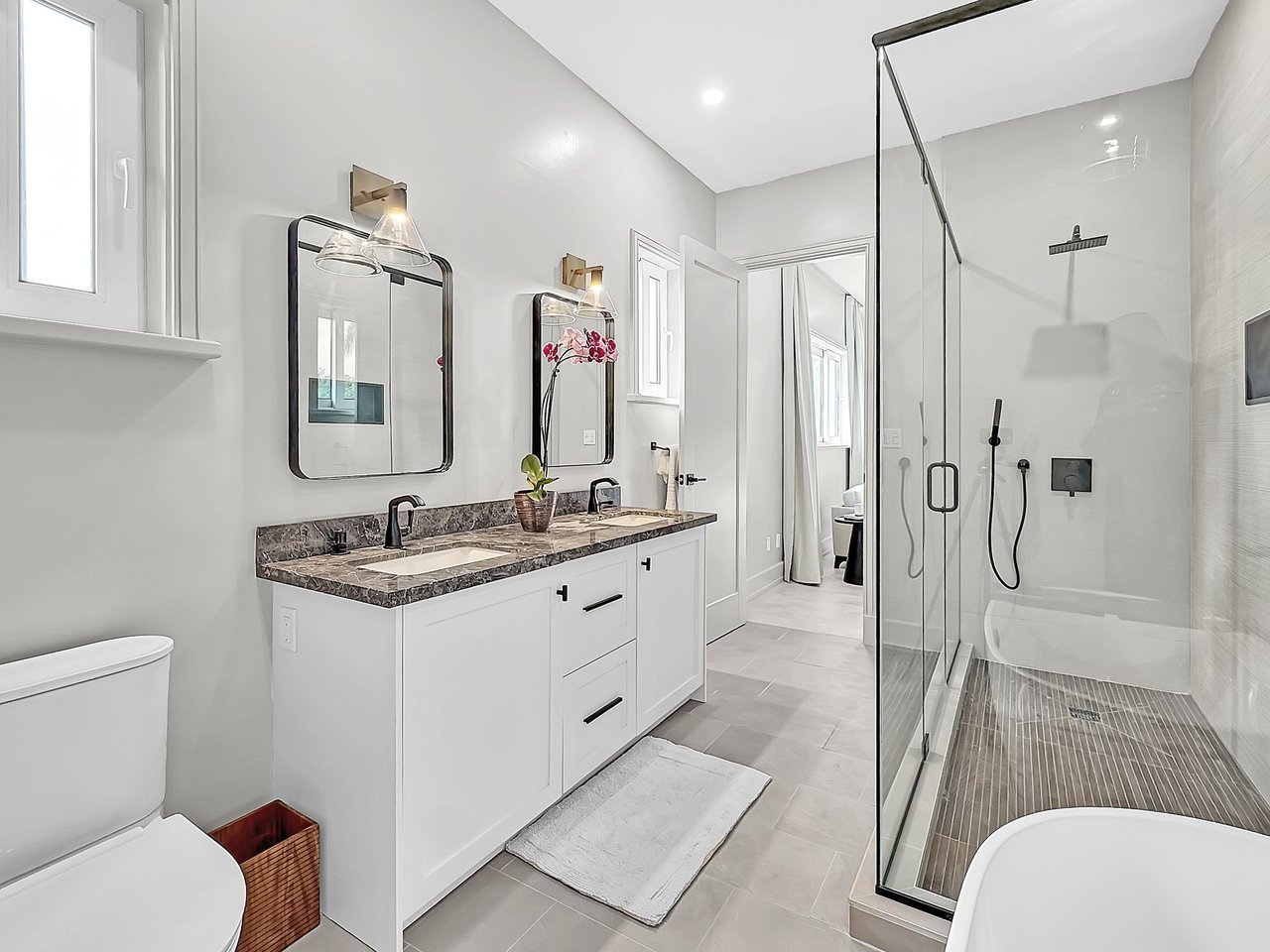 15 Balmoral, Sanford Drive