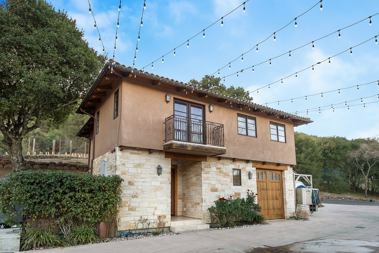 22100 Mount Eden Road