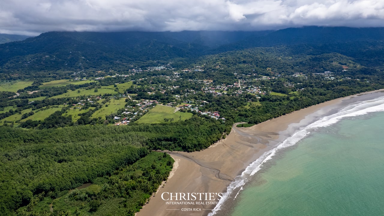 VILLA MAREN | ELEVATED LIVING IN UVITA | DOMINICAL 