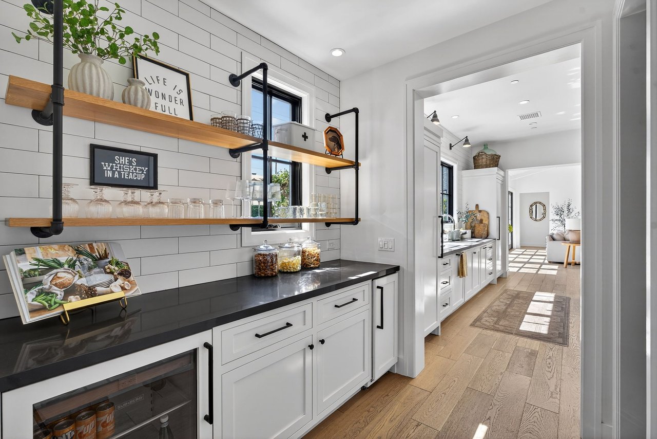 5217 E CALLE REDONDA