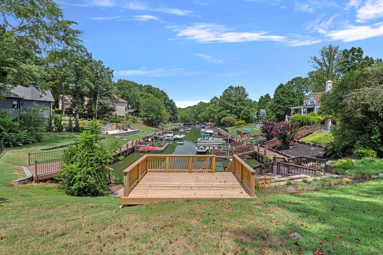21404 Blakely Shores Drive