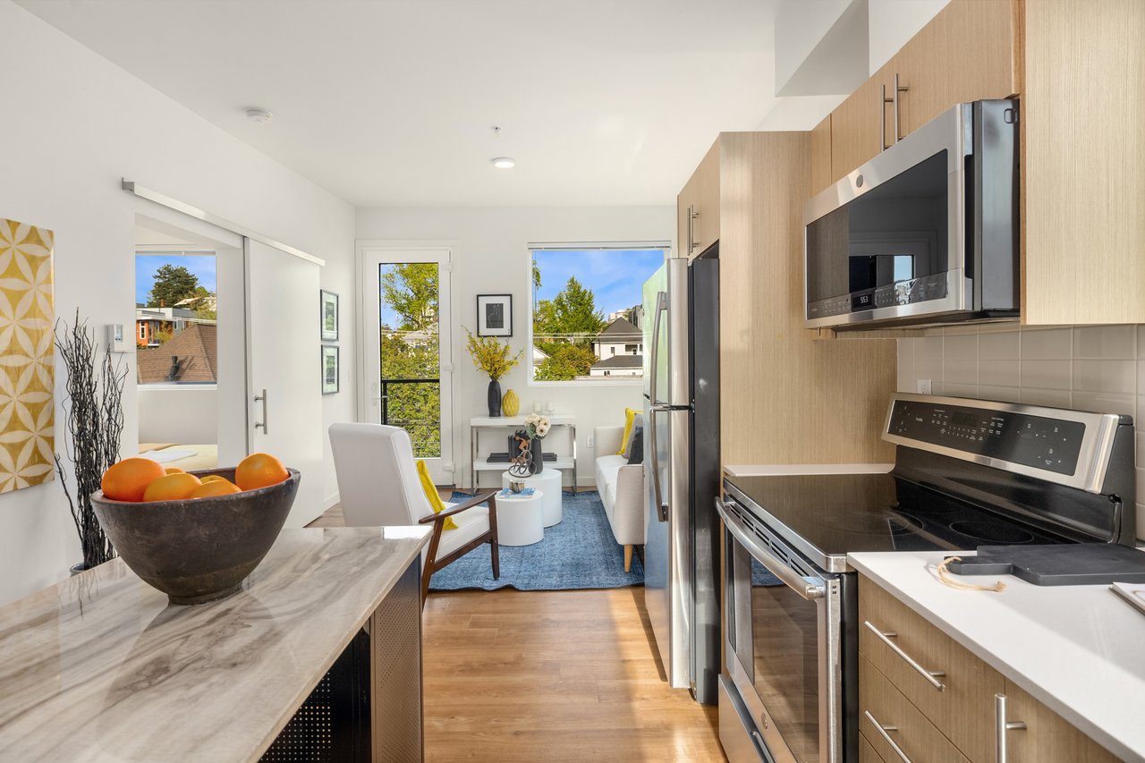 121 12th Avenue E Unit: 506