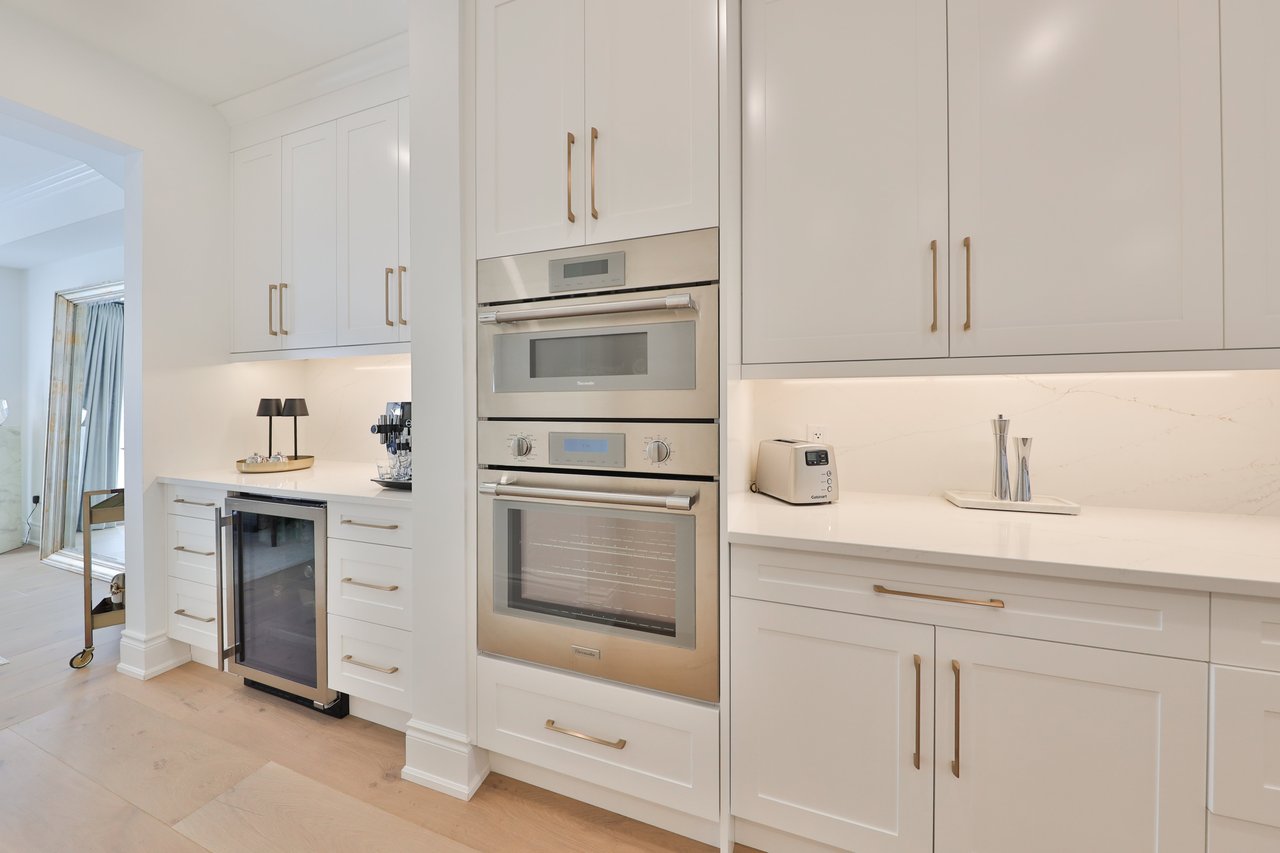 30-2400 Neyagawa Boulevard, Oakville