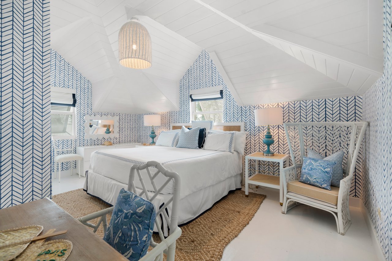 Sea Siren, An Oceanfront Retreat in Harbour Island