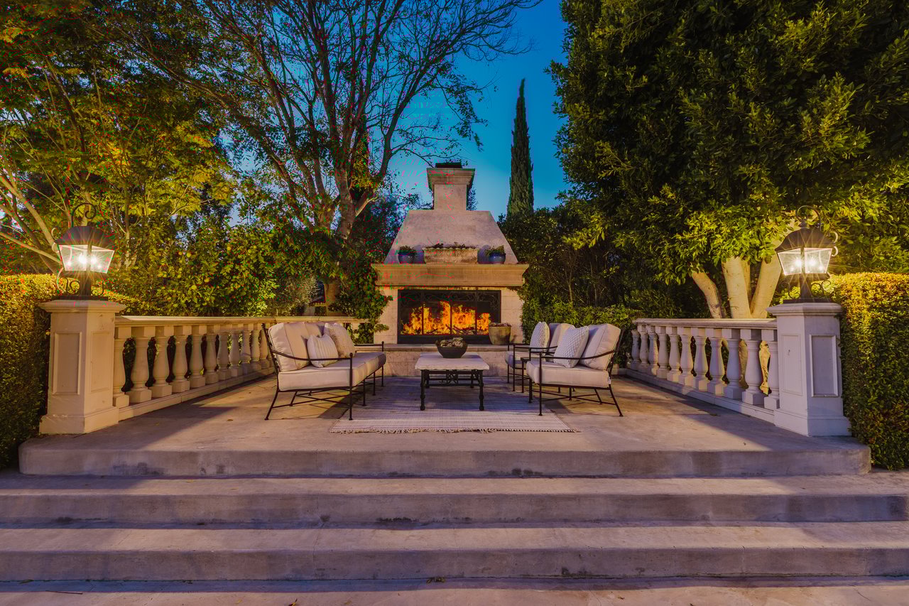 6201 Old Balcom Canyon Rd