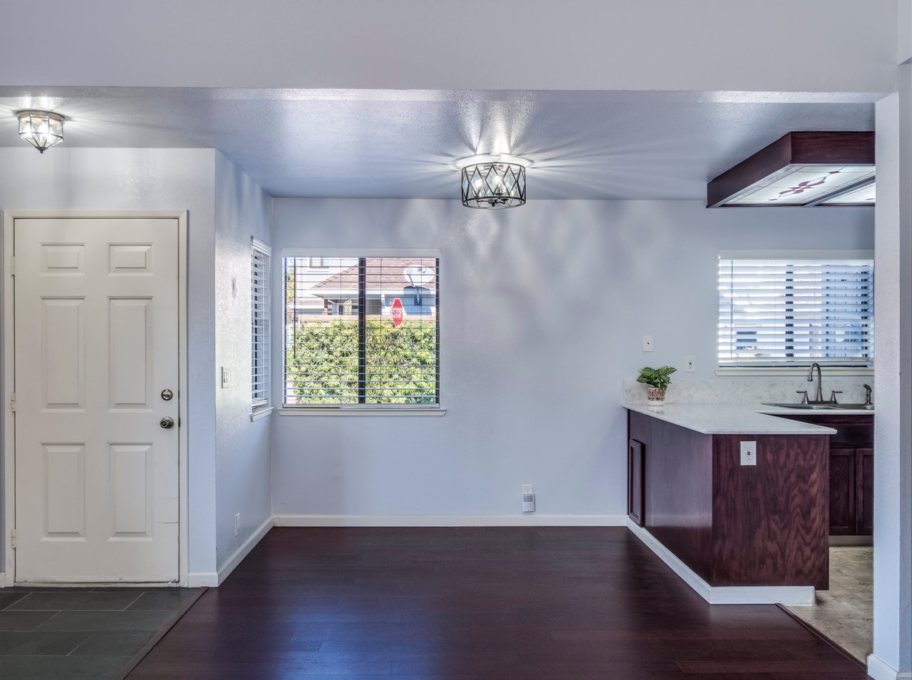 350 Creekview Drive