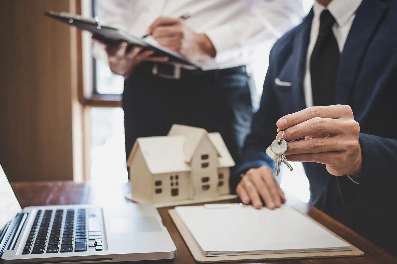 How to Choose the Best Listing Agent in Metro Atlanta: 9 Data-Backed Questions Every Fulton, Gwinnett, Cobb, Forsyth, and DeKalb Home Seller Should Ask
