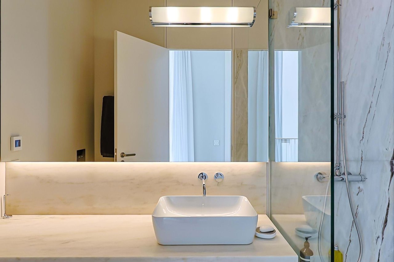 Timeless Luxury Living on Lisbon’s Most Iconic Avenue – Avenida da Liberdade 1-Bedroom Residence