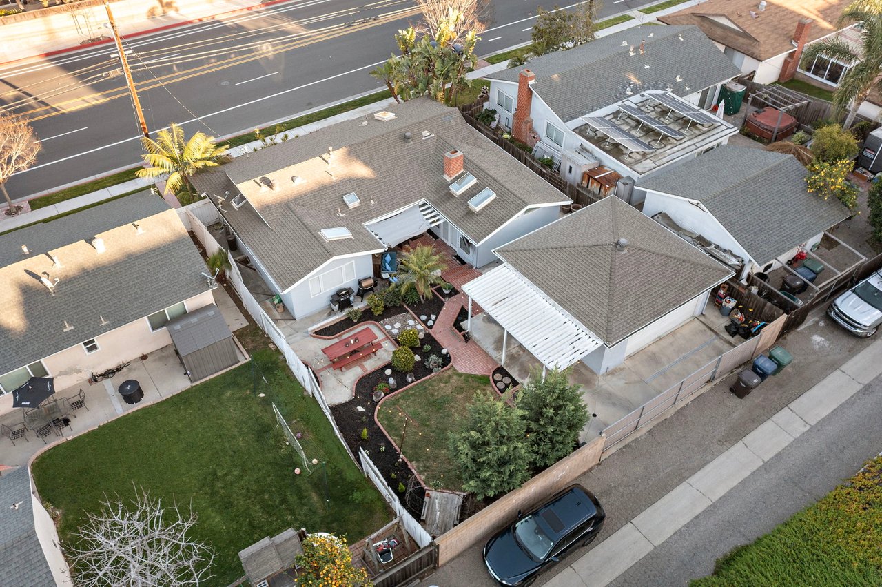 19141 Newland Ave.