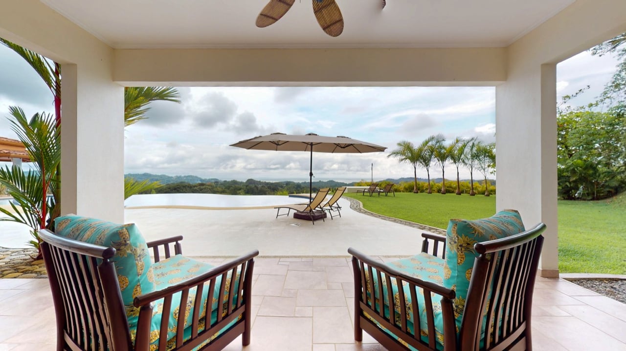 Ocean-View Luxury Home in Ojochal with Sunset Views and Retreat Potential