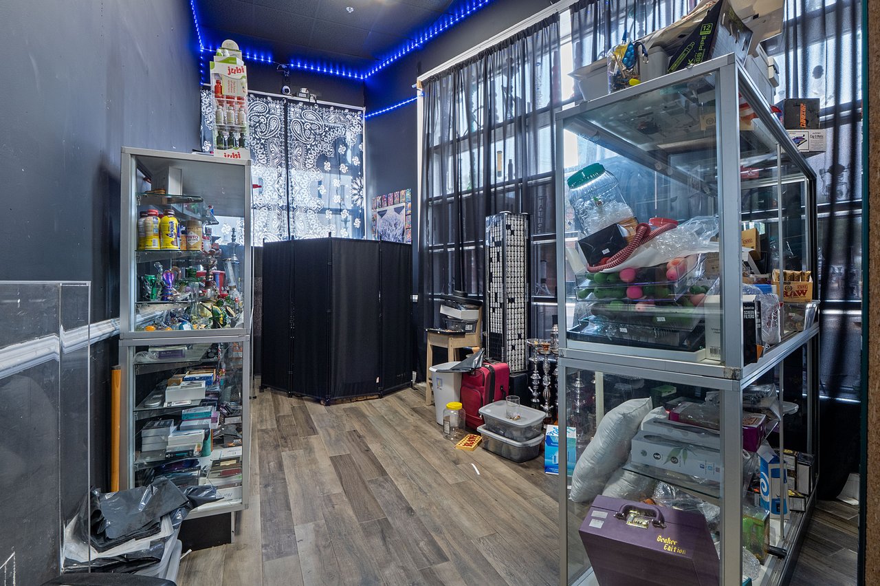 Fully Built-Out Smoke Shop | Turnkey Business Opportunity