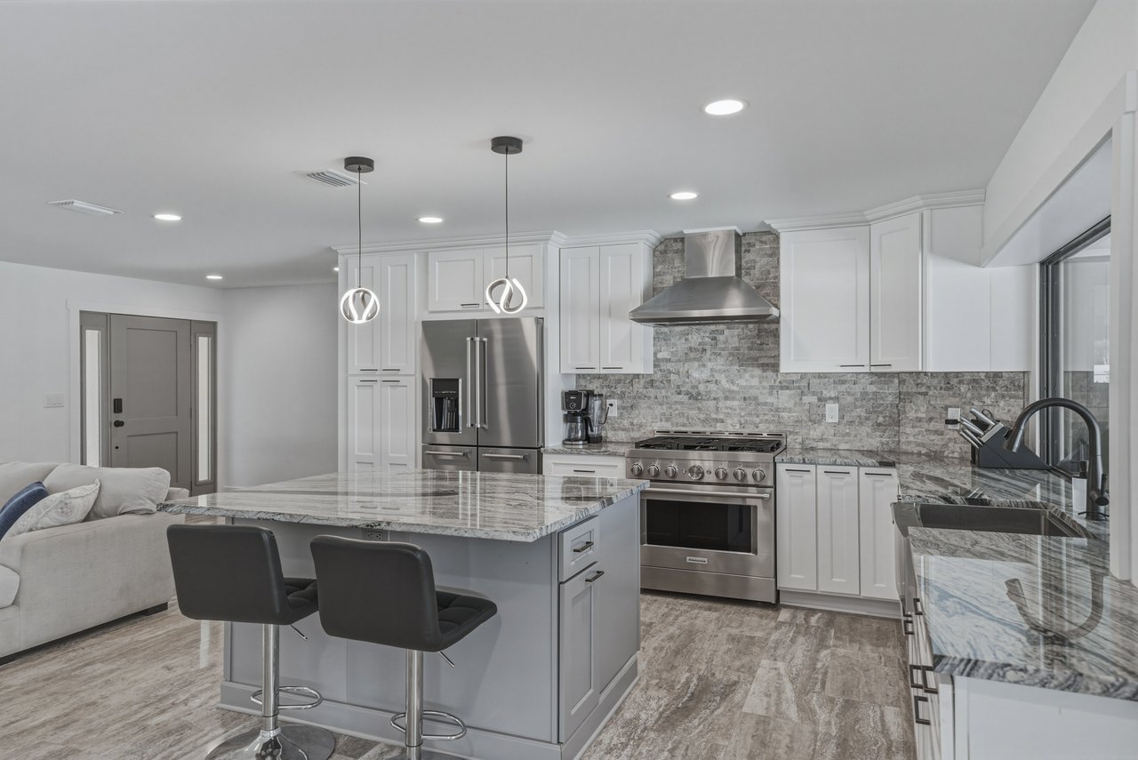 4201 37TH ST S