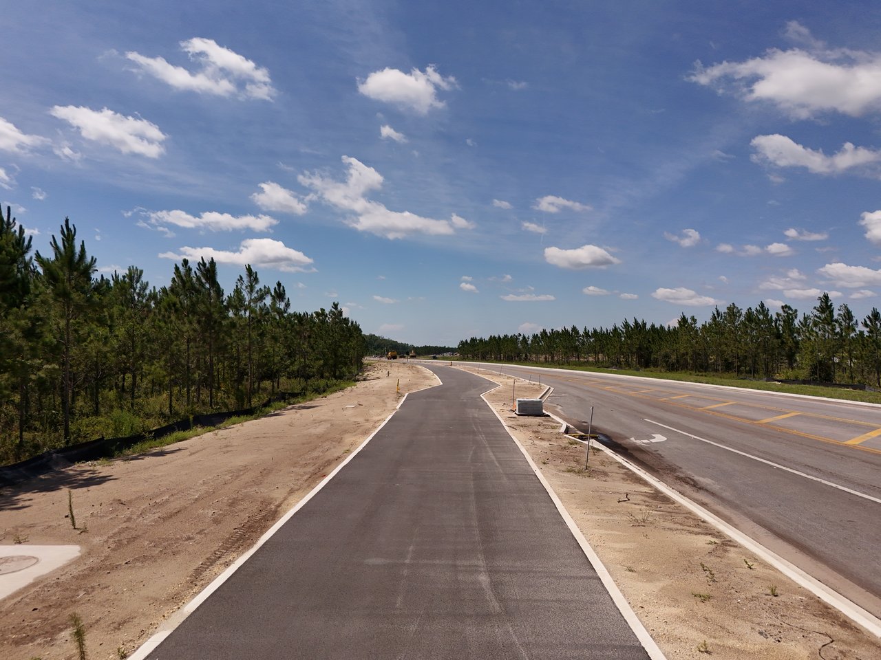 Main access road to Saddletree Homes at EverRange