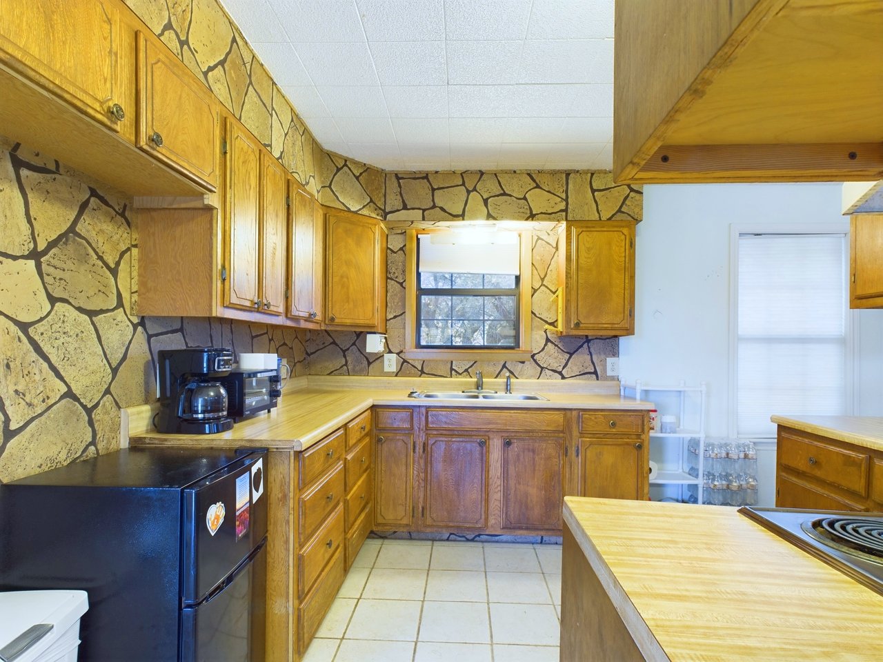 305 Tomahawk Trail