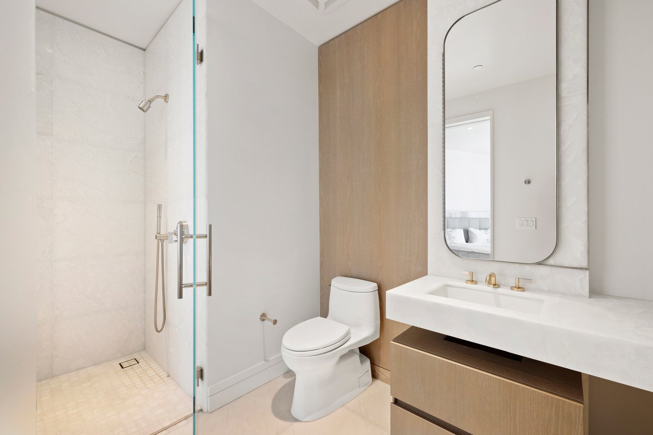 211 W. Elm Court, No. 3D