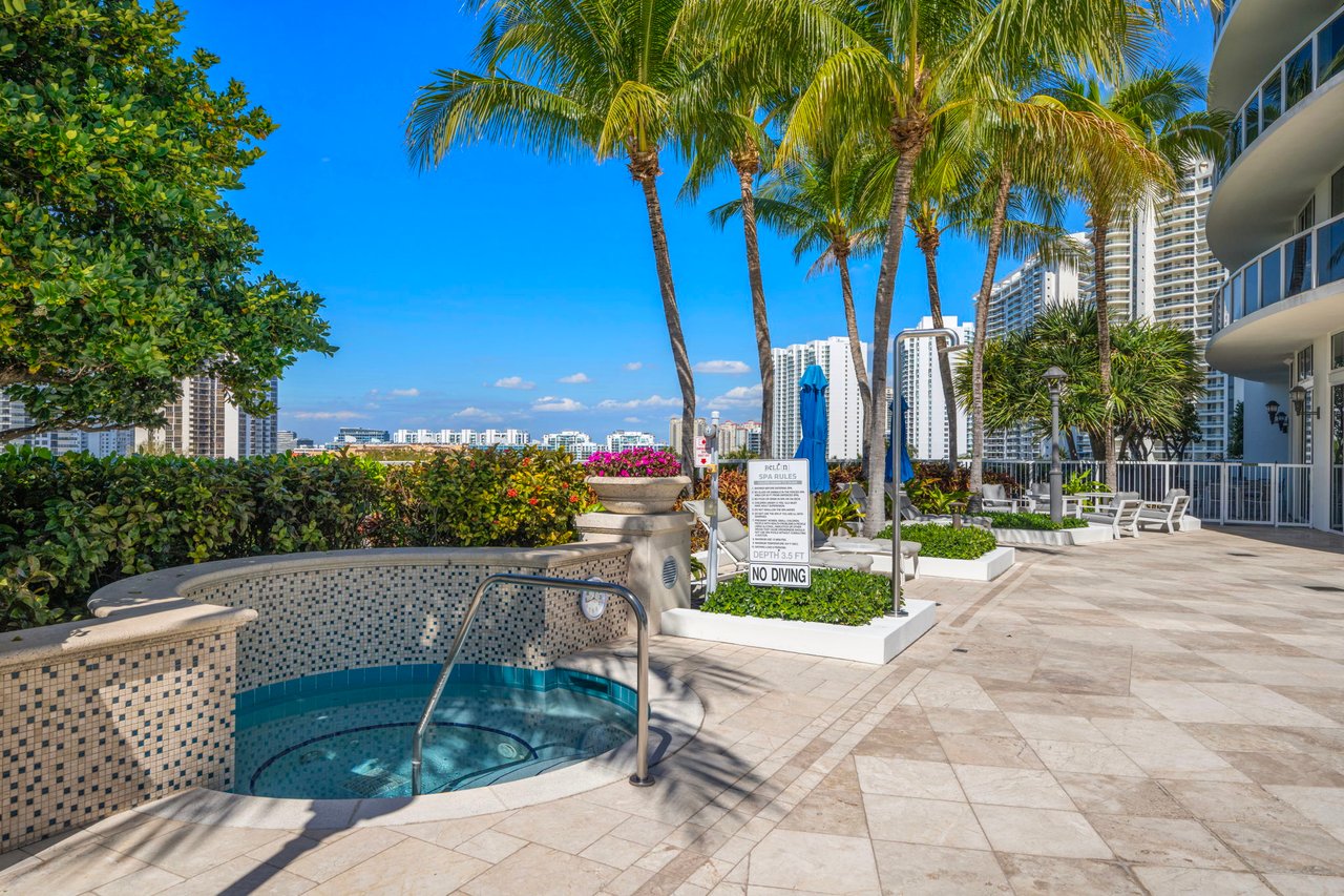 4100 Island Blvd # 1 Unit: PH-1