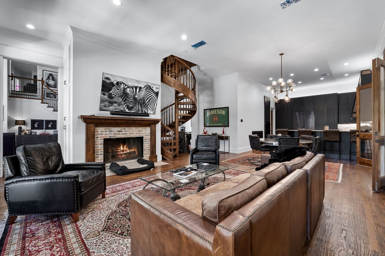 5620 Walnut Springs Ct