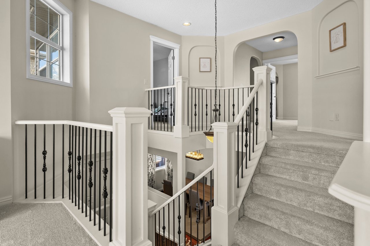 311 Royal Oak Circle NW