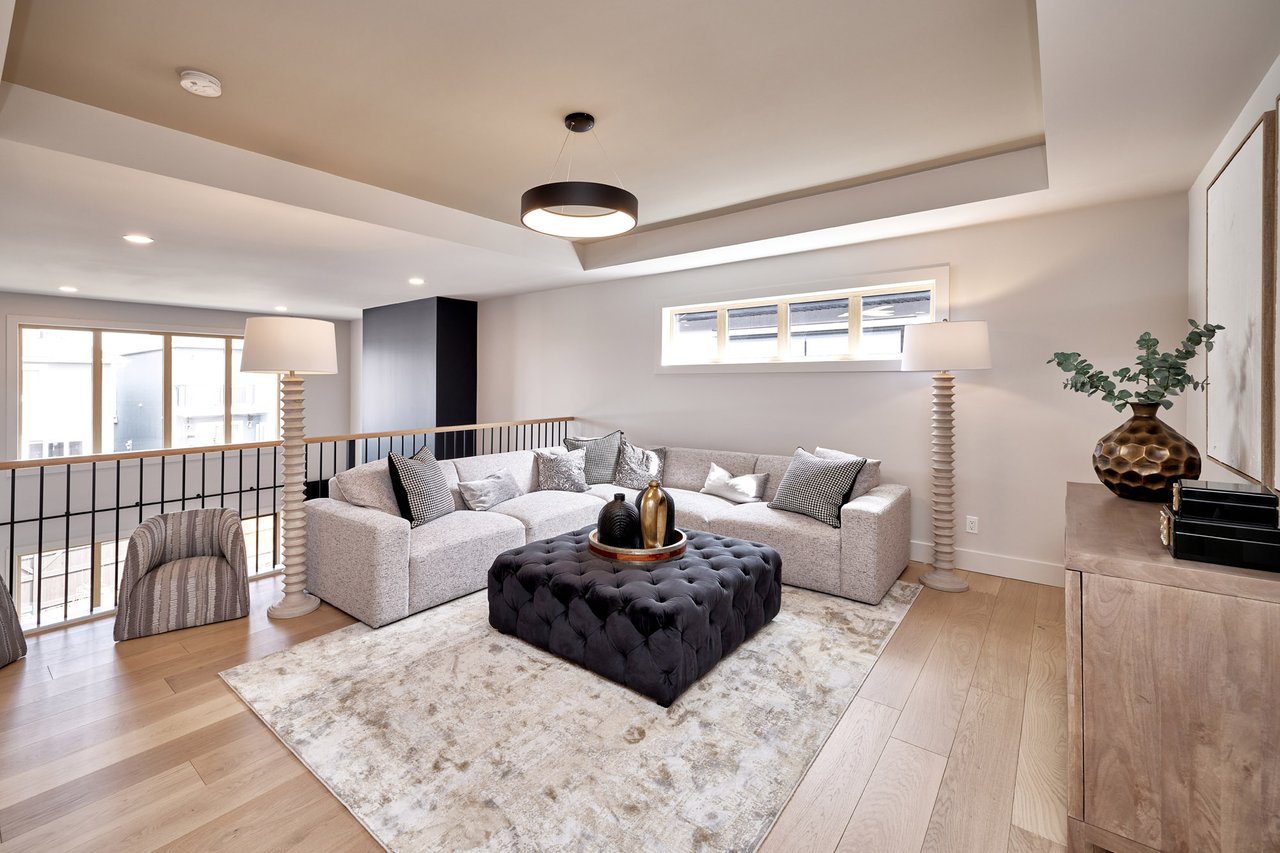 218 Aspen Summit Place SW