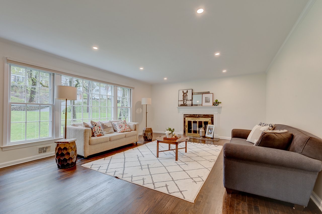 11 Ramsey Dr
