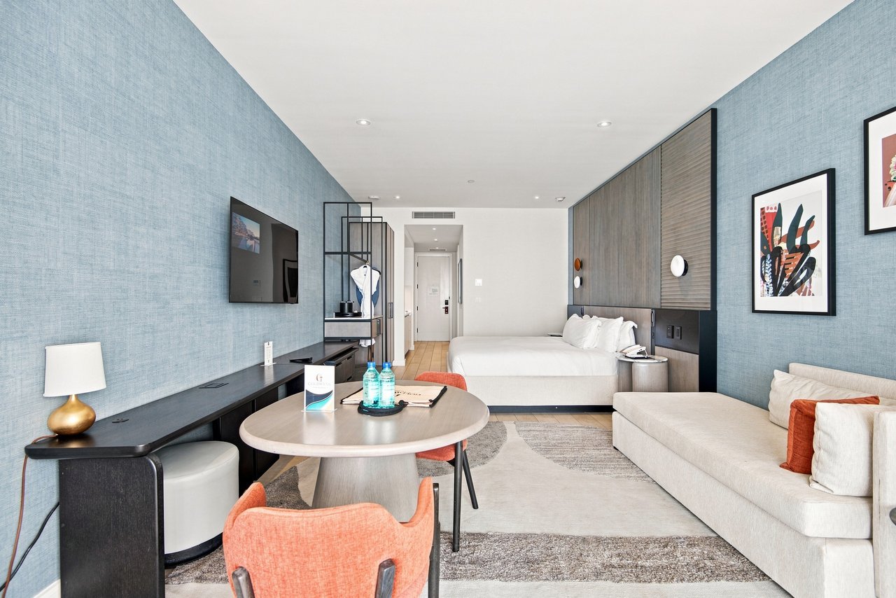 417 Goldwynn Resort & Residences