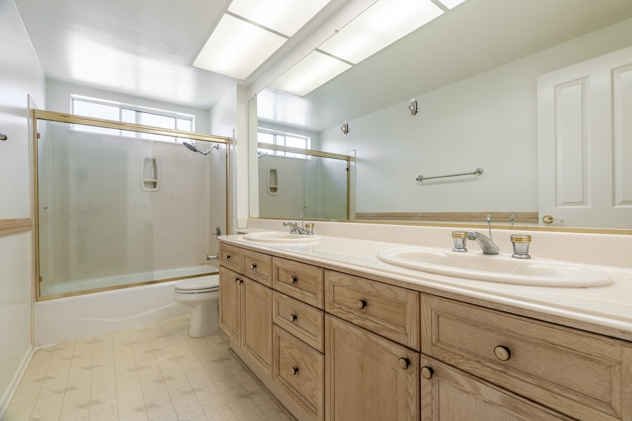 1768 Fox Springs Circle