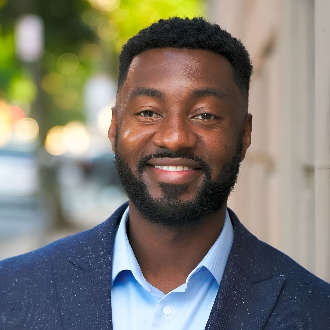 Julian Addy Milton, MA Real Estate Agent Headshot