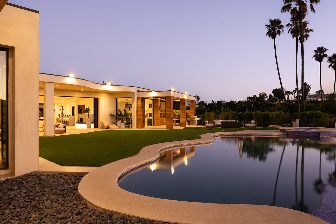 455 Castle Pl, Beverly Hills