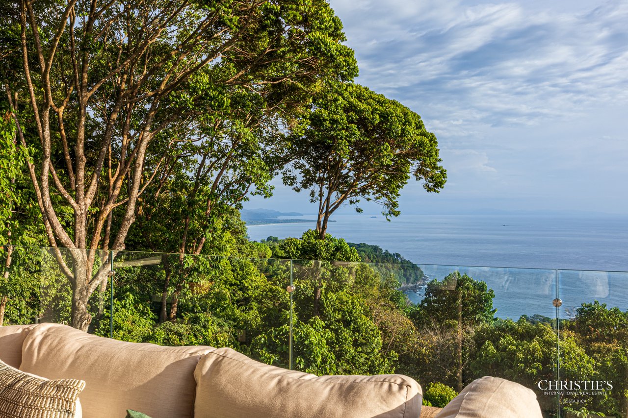 Luxury Estate in Escaleras- incredible ocean views 5.5 Acres