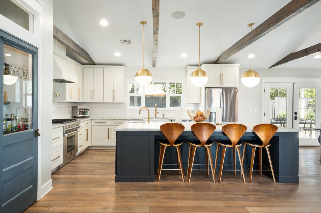 4618 E CALLE VENTURA