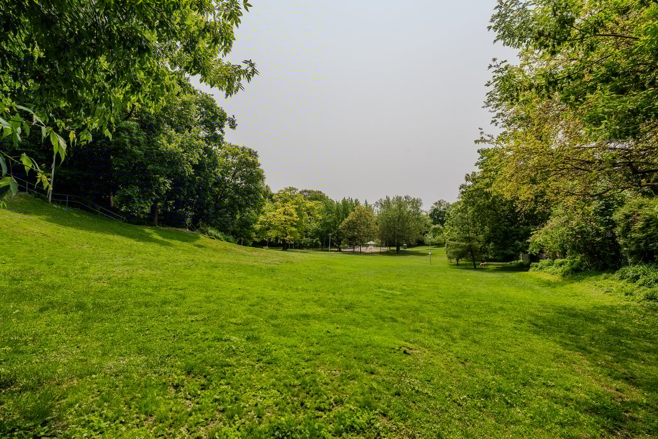 155 Golfview Ave