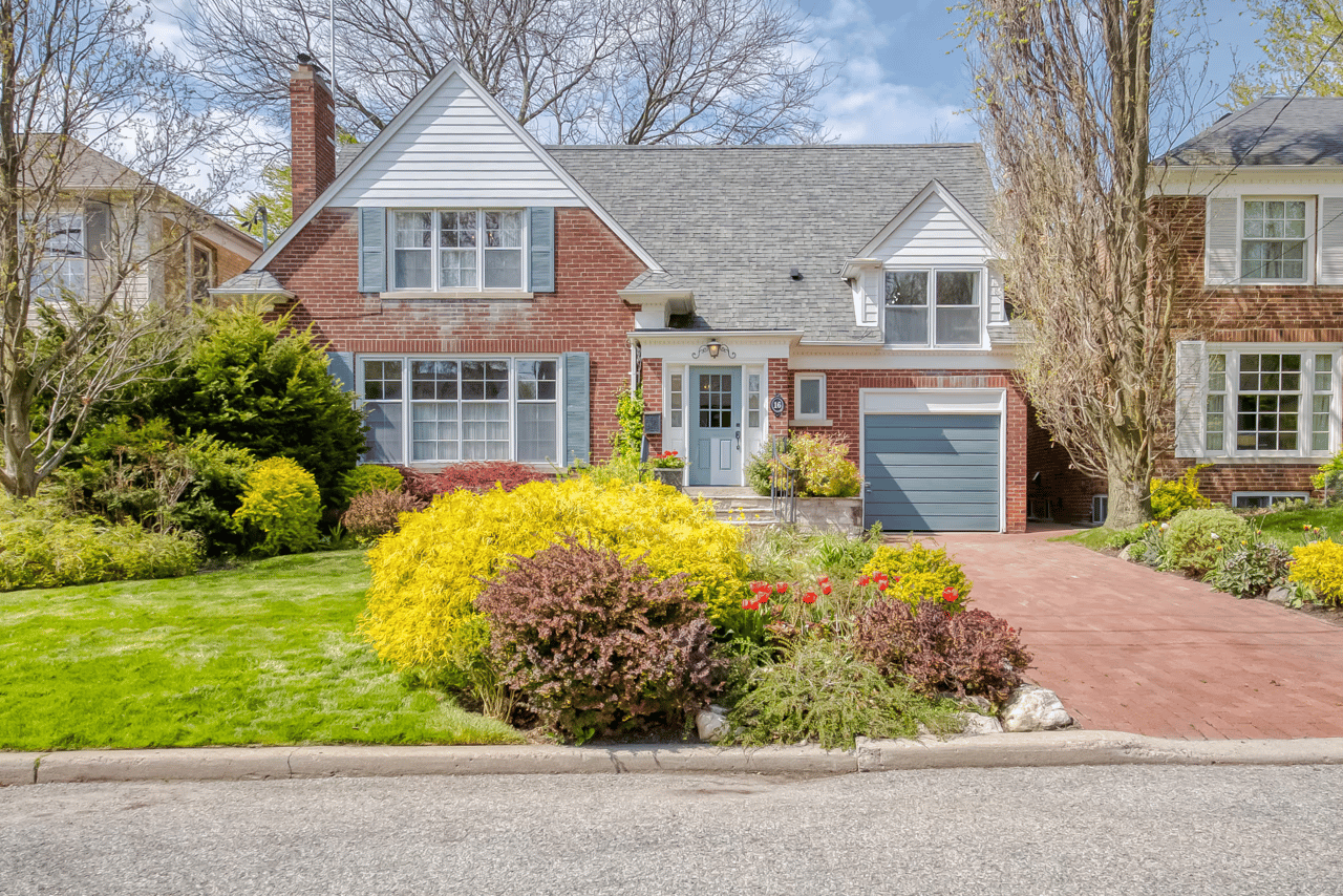 16 Noel Ave