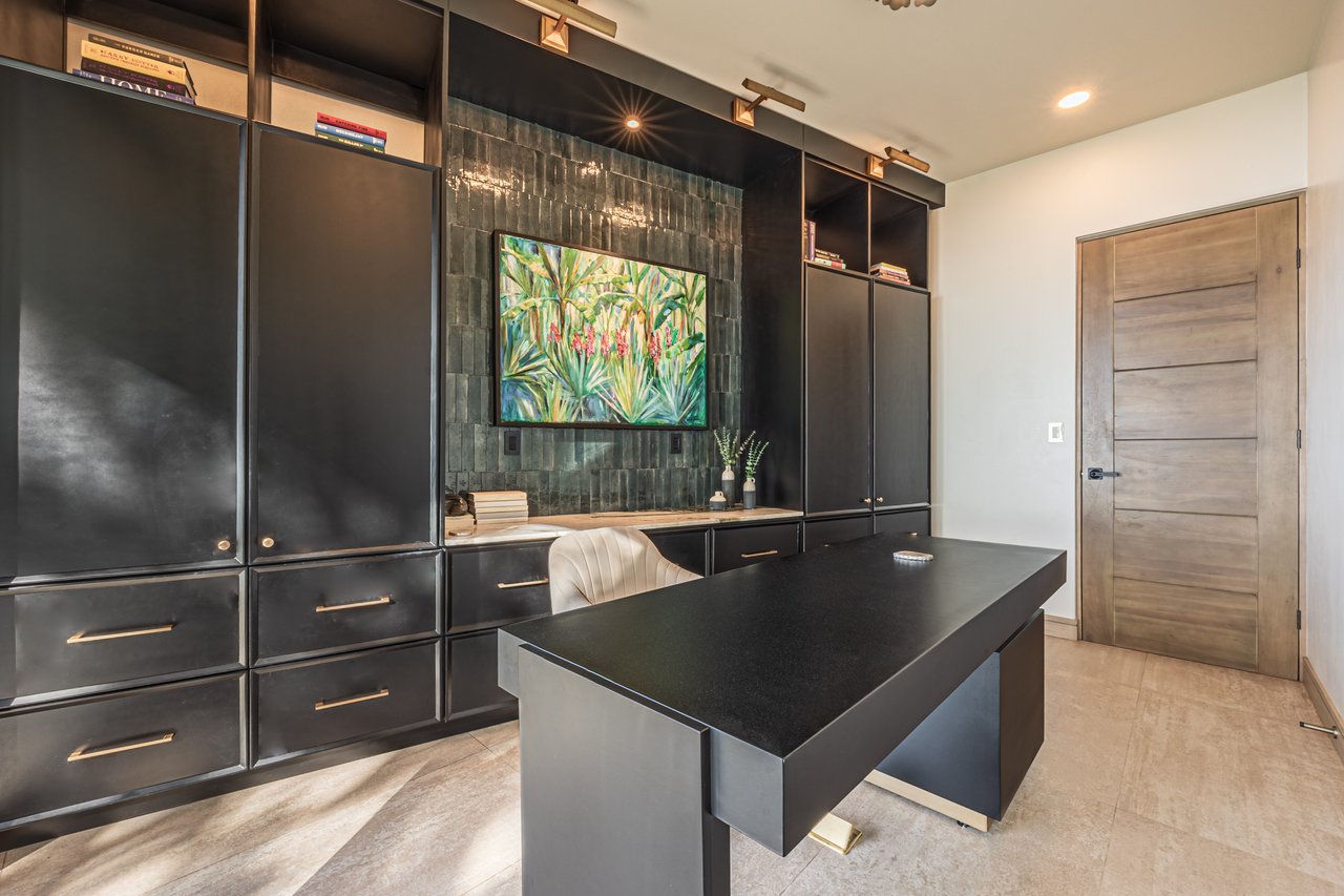 Luxury Estate in Escaleras - Incredible Ocean Views 5.5 Acres