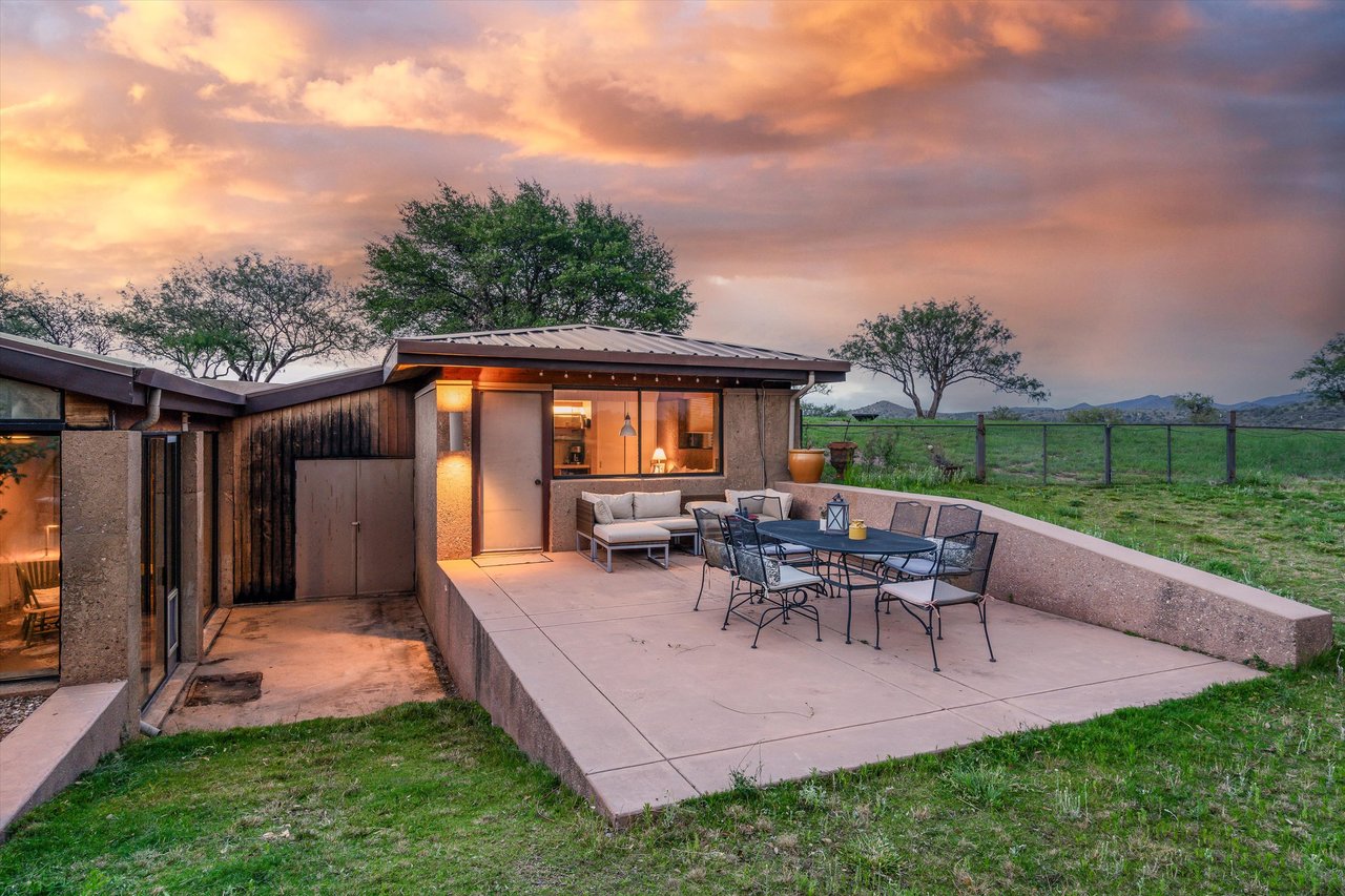 85 Hog Canyon Road