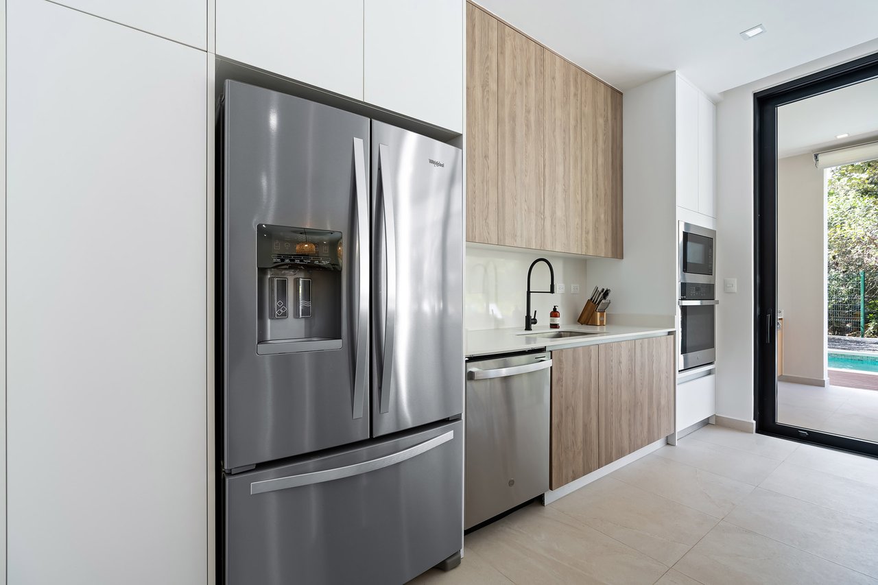 Villa Tropical Dawn | 4-Bedroom Modern Oasis in Bosques de Pinilla with Forest Views & Resort-Style Amenities