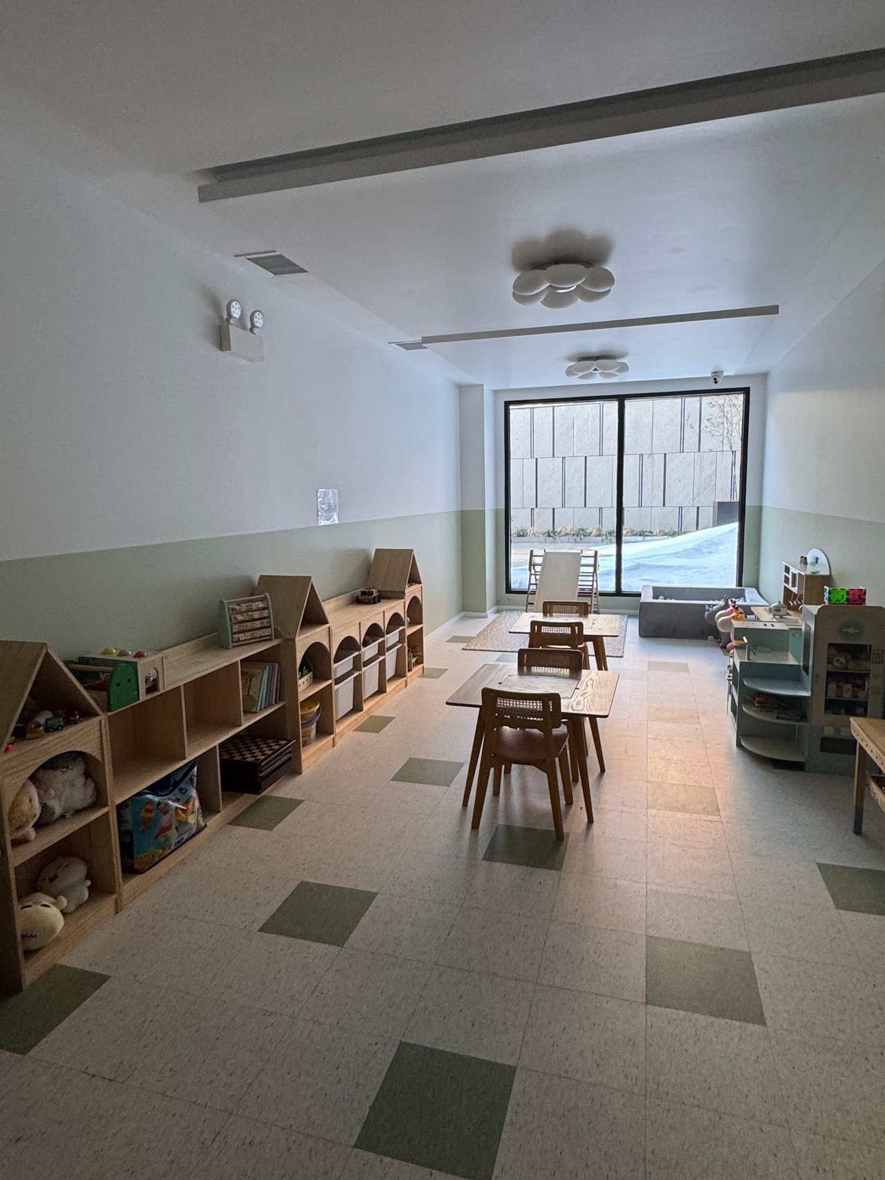 2286 Cropsey Ave. Apt. 14G