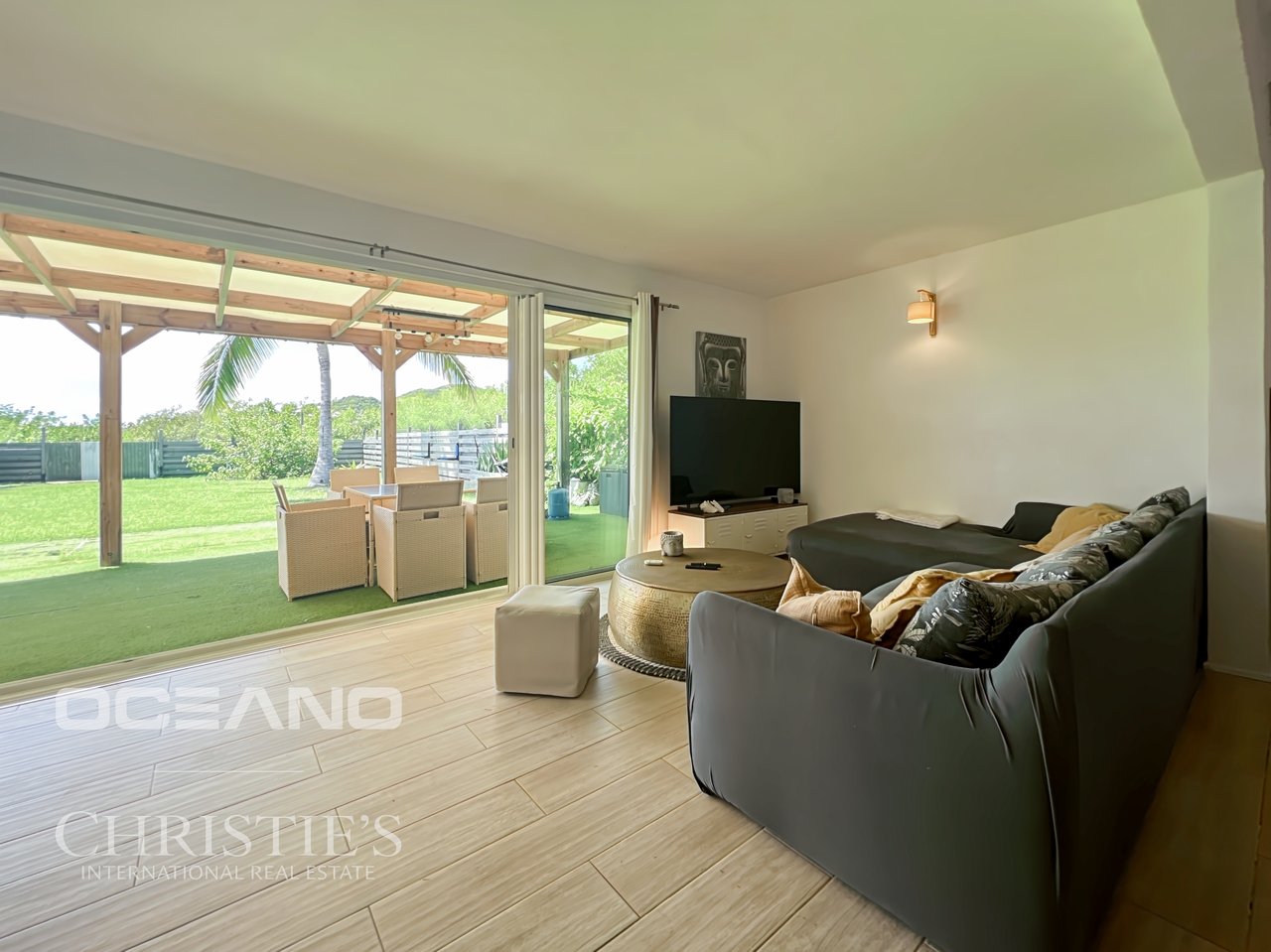 3 BEDROOMS - LARGE GARDEN - CUL DE SAC