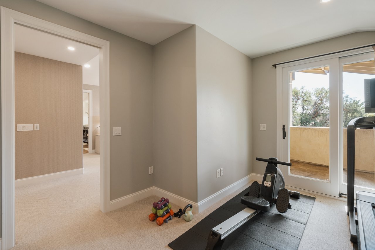 18162 Stratford Circle