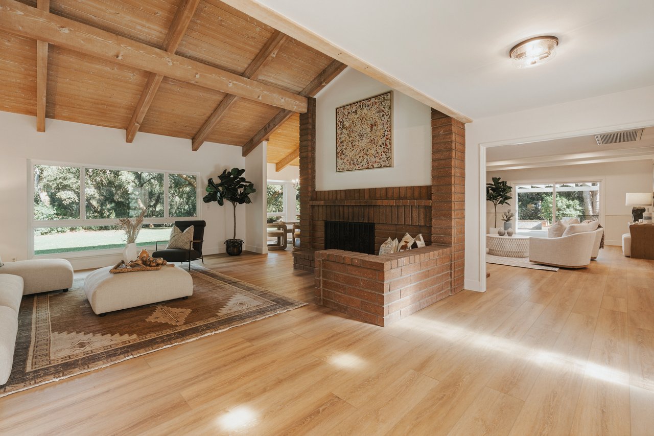 7817 E. Sandberg Lane