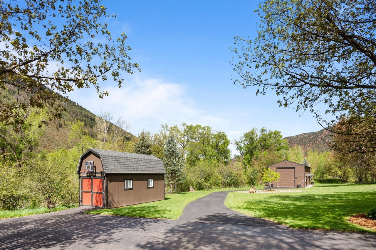 2134 Lower River