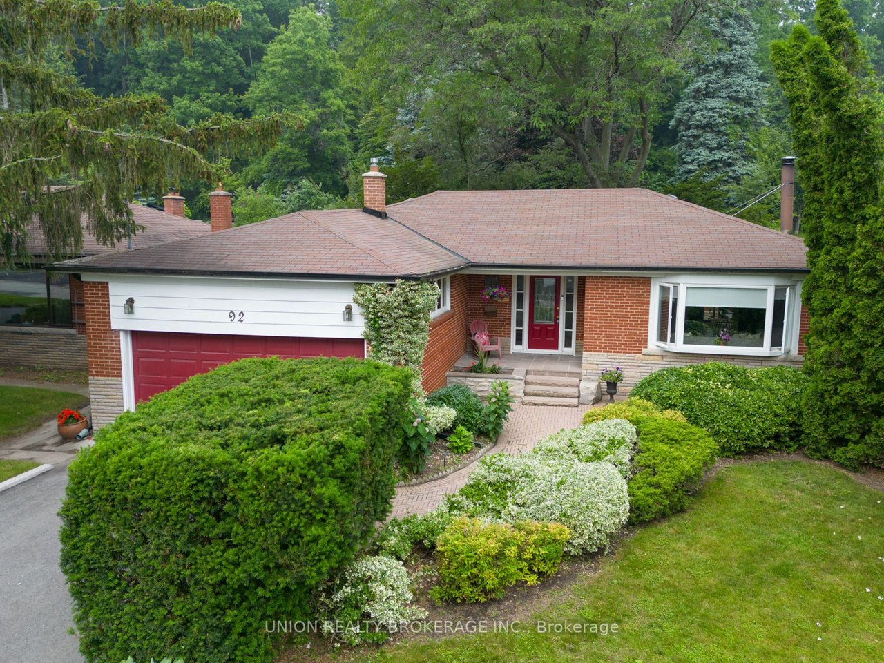 92 Sylvan Ave